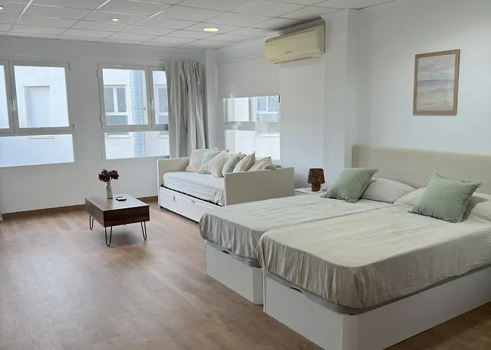 Med Time Boutique Pensión 4*